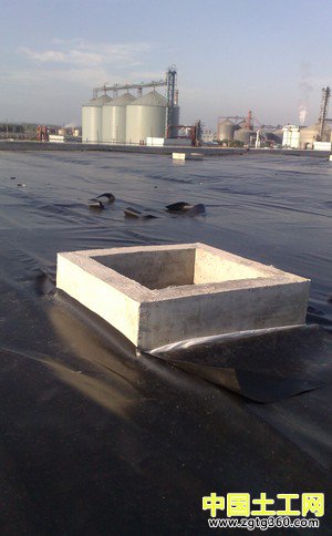 土工膜应用在地下室中的铺设工作